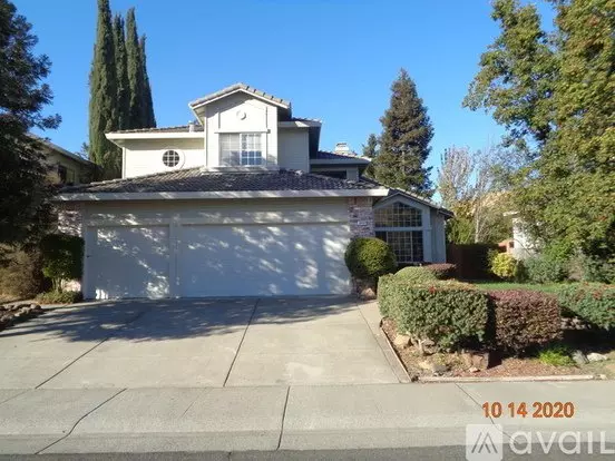 3212 Bear Creek Dr Apartment for rent in Fairfield, CA