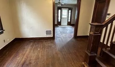 3 of 10 2021 Madison Ave House for rent in Hamilton, OH