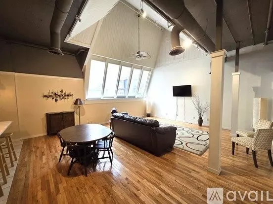 315 Main St Unit Loft Apartment for rent in Peoria, IL 315 Main St Unit Loft Apartment for rent in Peoria, IL