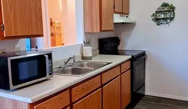 5 of 29 1021 Third St Unit 3 Apartment for rent in Osawatomie, KS