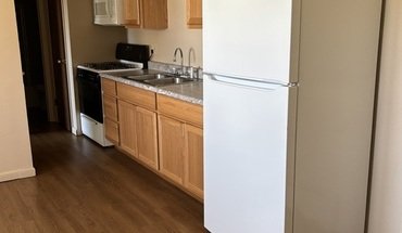 1199 W Grand Ave Unit Sheila Apartment for rent in Muskegon, MI