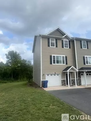 1215 Harvest Ct Apartment for rent in Harrisonburg, VA