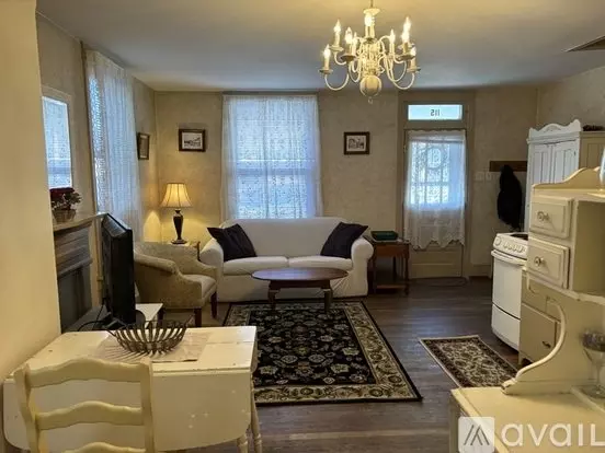 115 S Potomac St Unit 1 Apartment for rent in Waynesboro, PA
