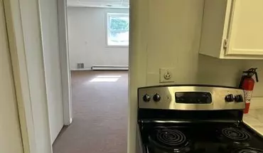 3 of 10 101 Main St Unit 4 Apartment for rent in Florence Township, NJ