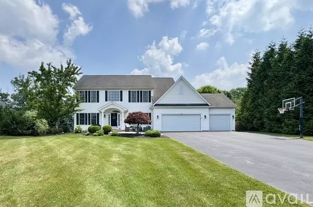 4 Hyacinth Ln Apartment for rent in Fairport, NY