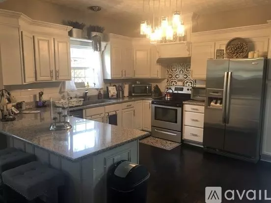 210 Heritage Ln Apartment for rent in Carmel, IN
