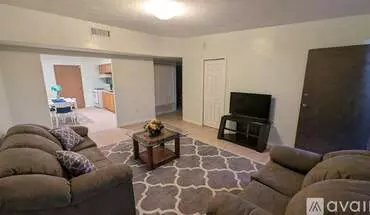 4 of 8 1330 E 10th St House for rent in Tucson, AZ