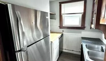 3 of 10 120 Pontiac Ave Unit 2 Apartment for rent in Cranston, RI