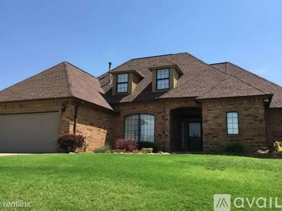 6308 N Bryant Ct Apartment for rent in Warr Acres, OK