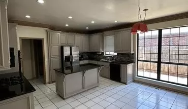 4 of 21 6308 N Bryant Ct House for rent in Warr Acres, OK