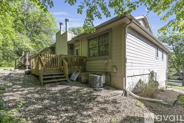 1409 Lawrence Ave Unit Unit Apartment for rent in Lawrence, KS 1409 Lawrence Ave Unit Unit Apartment for rent in Lawrence, KS