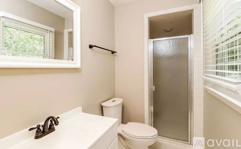 200 W Syracuse Ave House for rent in Turlock, CA