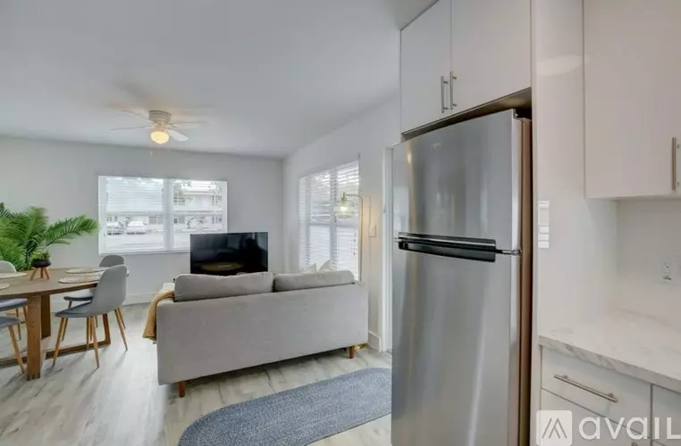2 of 4 1337 NE 5th Ave Unit 1 Apartment for rent in Fort Lauderdale, FL