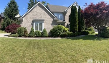 7824 Watford Dr Apartment for rent in West Bloomfield, MI
