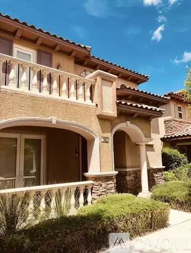 1867 Via Delle Arti House for rent in Henderson, NV
