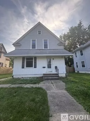 1314 44th St Apartment for rent in Rock Island, IL