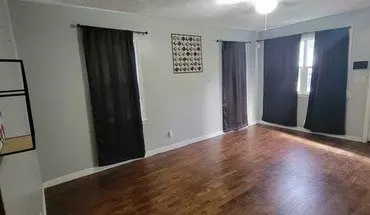 3 of 20 1034 Greenwood Ave House for rent in Lansing, MI
