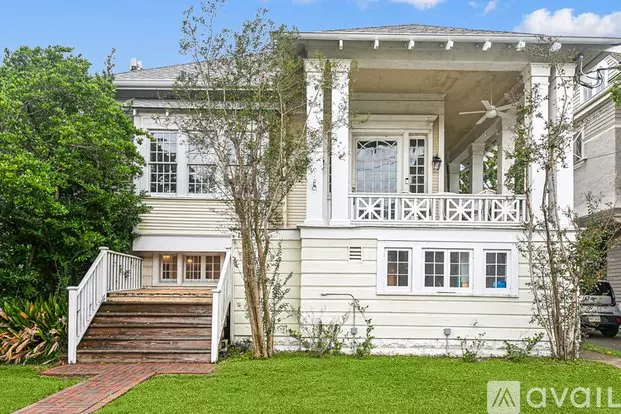1200 Pine St Unit Oak Apartment for rent in New Orleans, LA