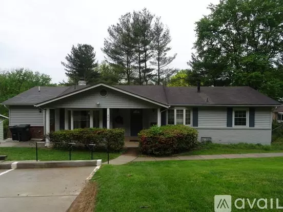 5010 Wakefield Chapel Rd Apartment for rent in Annandale, VA