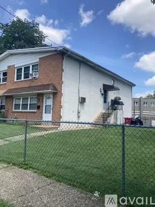 631 Point St Unit Apt Apartment for rent in Bristol, PA 631 Point St Unit Apt Apartment for rent in Bristol, PA