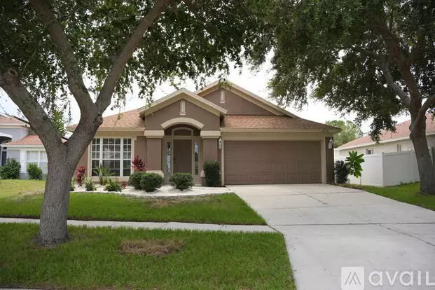 12326 Hawkeye Point Pl Apartment for rent in Riverview, FL