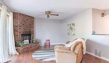 3 of 8 57 Forest Ln House for rent in Elk Grove Village, IL