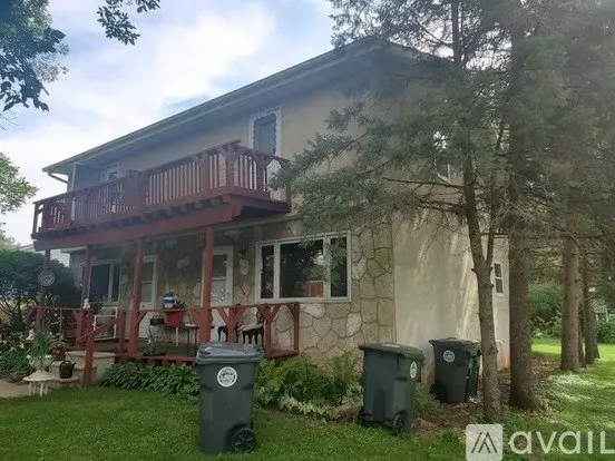 1224 Oakview Dr Unit 1 Apartment for rent in St Charles, MN