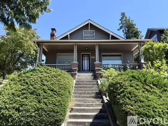 8202 41st Ave SW Apartment for rent in Seattle, WA 8202 41st Ave SW Apartment for rent in Seattle, WA