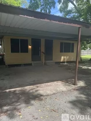 817 16th St Apartment for rent in Lafayette, LA