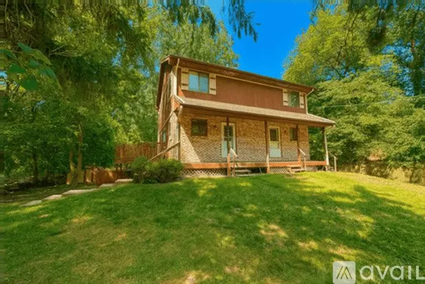 1823 Hoyt Ave Unit 1823 Apartment for rent in Lansing, MI 1823 Hoyt Ave Unit 1823 Apartment for rent in Lansing, MI