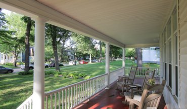 516 Washington St Unit 2 Apartment for rent in Traverse City, MI