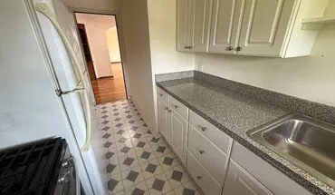 3 of 12 1729 Elmwood Ave Unit D Apartment for rent in Columbus, OH