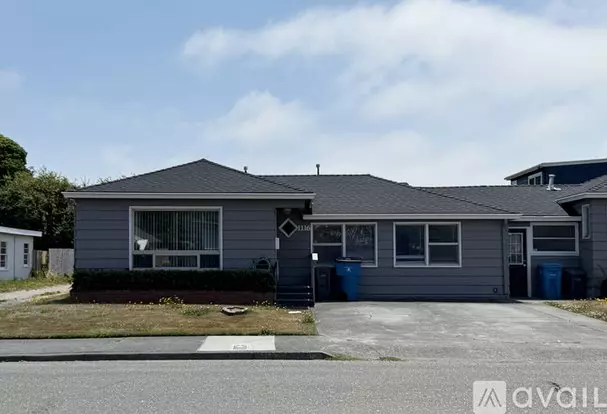 1116 Henderson St Unit 1116 Apartment for rent in Eureka, CA