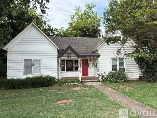 727 W Georgia Ave Unit 727 Apartment for rent in Chickasha, OK