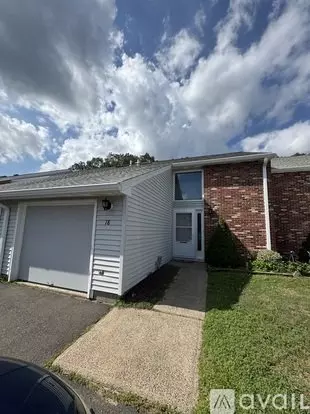 705 Lake Ave Unit 18 Apartment for rent in Bristol, CT