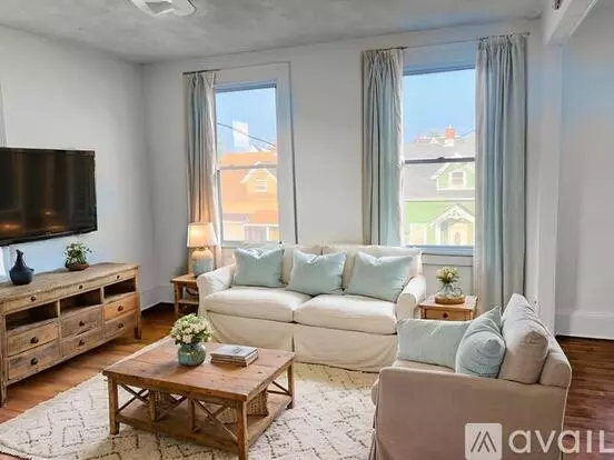 449 Brook St Unit Unit Apartment for rent in Bridgeport, CT