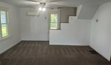 4 of 8 631 W Broadway Ave House for rent in Forest Lake, MN
