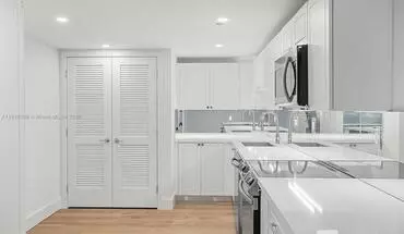 3 of 19 555 NE 34th St Unit 0305 Apartment for rent in Miami, FL