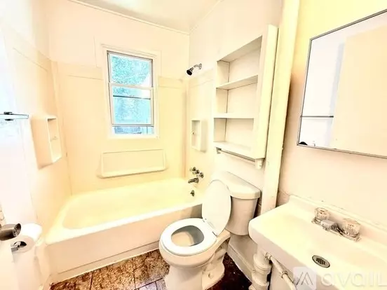 20525 Woodward St Apartment for rent in Clinton Township, MI