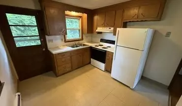 3 of 12 372 Park St Unit 6 Apartment for rent in Bristol, CT