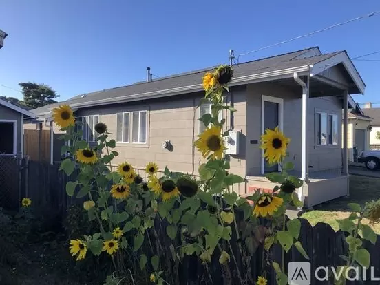 1230 West Ave Unit Unit Apartment for rent in Eureka, CA