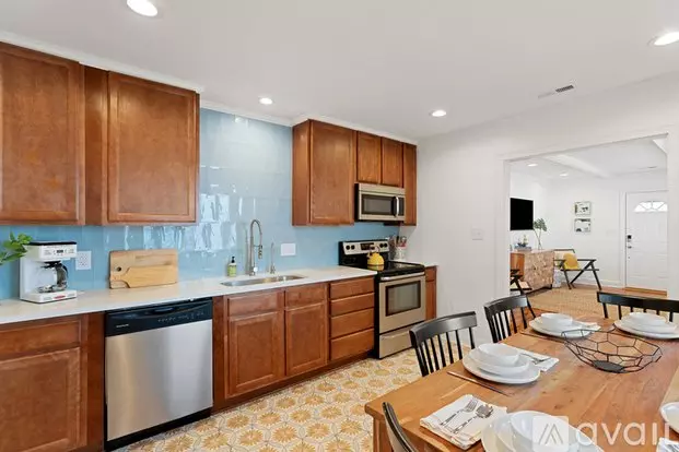 1071 Lockhart St Apartment for rent in North Charleston, SC