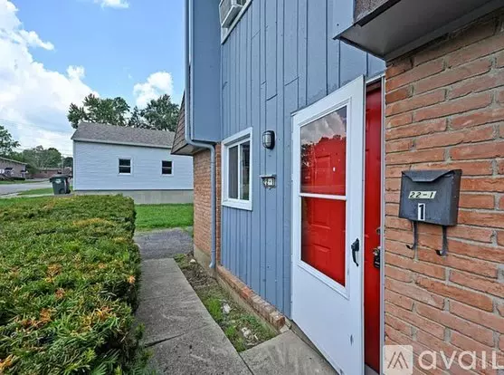 22 E Central Ave Unit 1 Apartment for rent in Oxford, OH