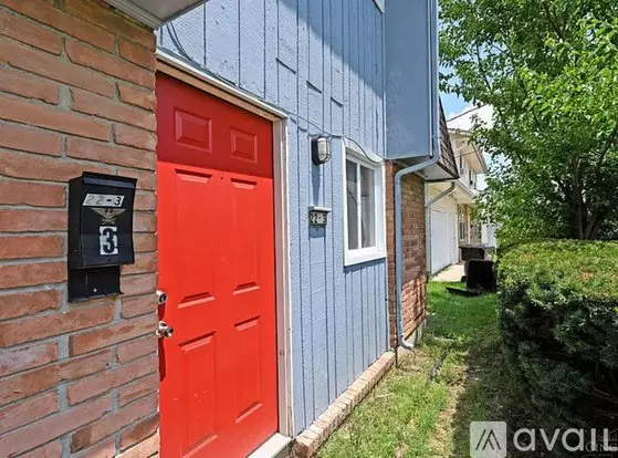 22 E Central Ave Unit 3 Apartment for rent in Oxford, OH