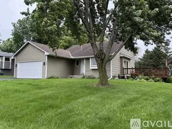 1440 Hunter Sq Apartment for rent in Waconia, MN