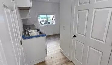 5 of 8 111 W State St Unit 1-10 Apartment for rent in Marshalltown, IA