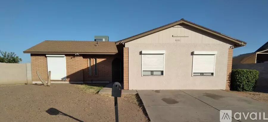 6101 W Mc Kinley St House for rent in Phoenix, AZ
