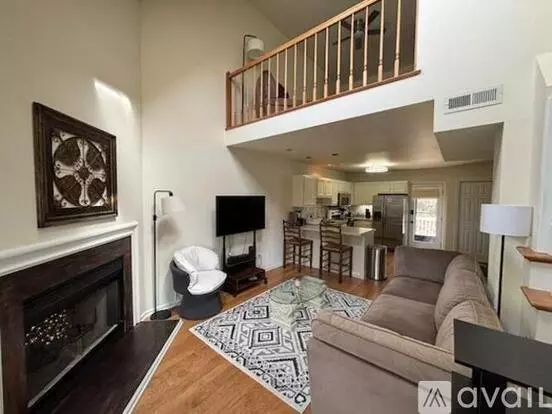 45 Creekside Cir Apartment for rent in Charlottesville, VA