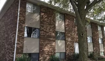 4 of 5 3614 25th Street Unit Btm Floor Moline Apartment for rent in Moline, IL