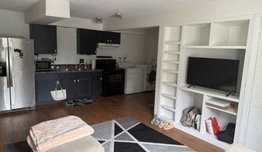 641 Snelling Ave Unit 1 N Apartment for rent in St Paul, MN
